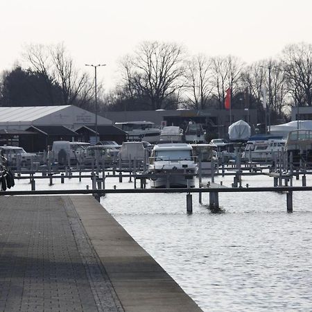 Zum Grossen Zernsee Am Hafen Kolonie Zern 外观 照片